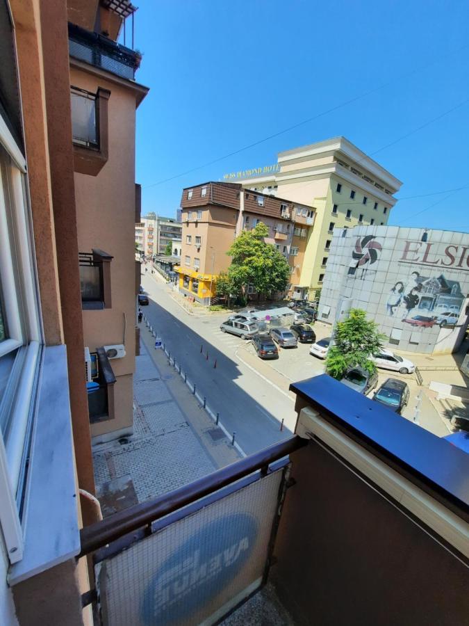 פרישטינה Avenue Apartment מראה חיצוני תמונה